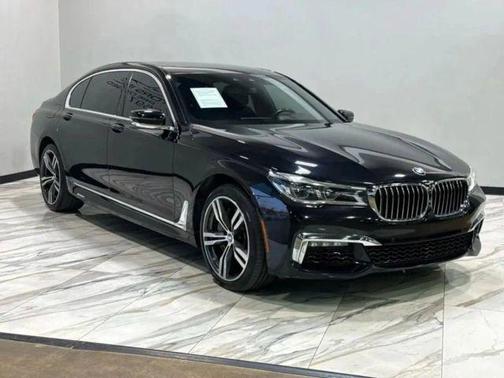 2017 BMW 750 i xDrive