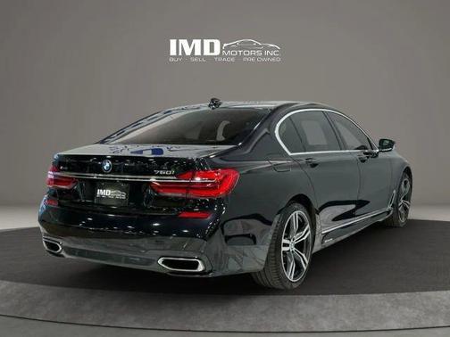 Black Sapphire Metallic 2017 BMW 750 i xDrive