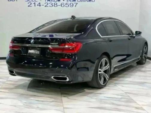2017 BMW 750 i xDrive