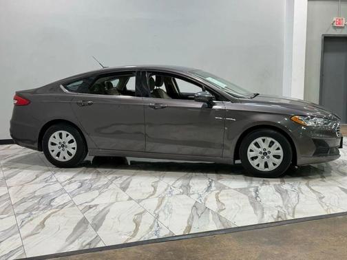 2019 Ford Fusion S