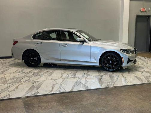 Glacier Silver Metallic 2020 BMW 330 330i