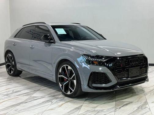 Nardo Gray 2024 Audi RS Q8 4.0T