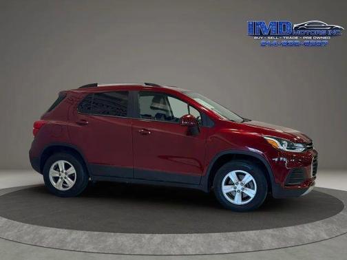 Crimson Metallic 2022 Chevrolet Trax LT