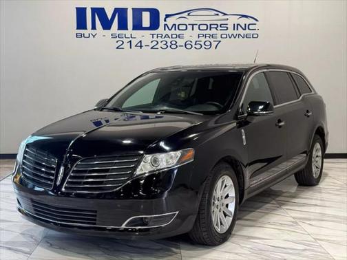 2017 Lincoln MKT Livery