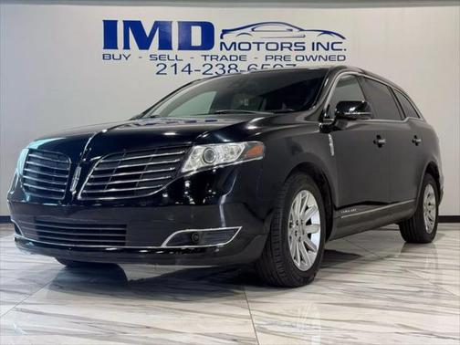2017 Lincoln MKT Livery