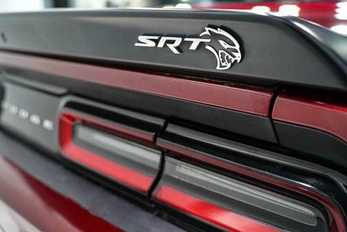 Octane Red Pearlcoat 2017 Dodge Challenger SRT Hellcat