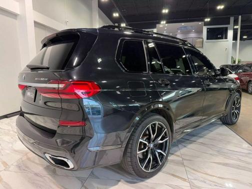 2019 BMW X7 xDrive50i