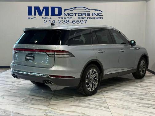 Silver Radiance Metallic Clearcoat 2023 Lincoln Aviator Standard