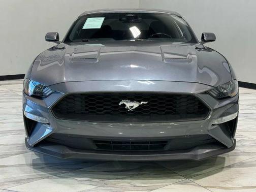 2022 Ford Mustang EcoBoost
