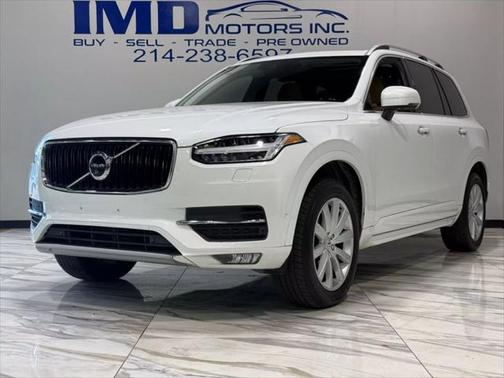 2016 Volvo XC90 T6 Momentum