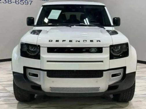 2024 Land Rover Defender 130 P300 S
