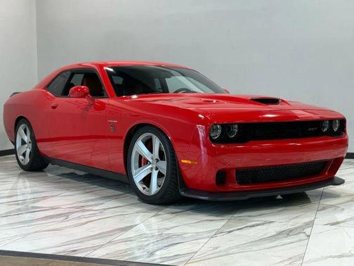 2015 Dodge Challenger SRT Hellcat