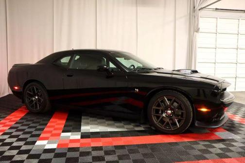 2016 Dodge Challenger R/T Scat Pack