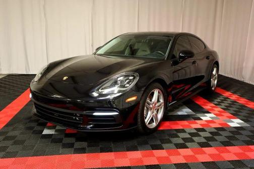 2019 Porsche Panamera S