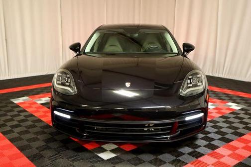 2019 Porsche Panamera S