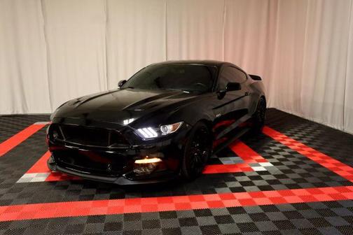 2017 Ford Mustang GT Premium