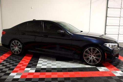 2019 BMW 540 i