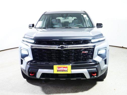 Sterling Gray Metallic 2024 Chevrolet Traverse AWD Z71