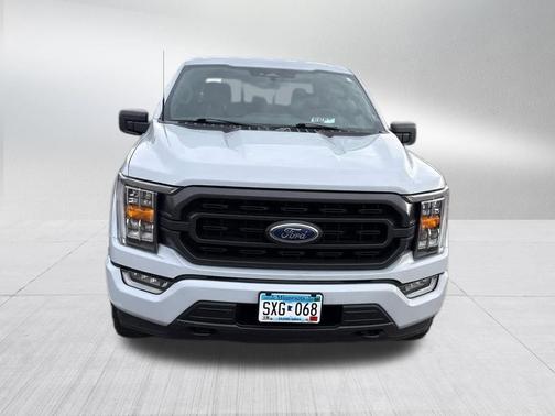 SPACE WHITE MET 2022 Ford F-150 XLT