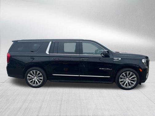 Onyx Black 2022 GMC Yukon XL Denali