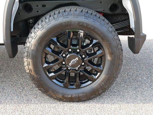2025 Chevrolet Silverado 2500 Custom