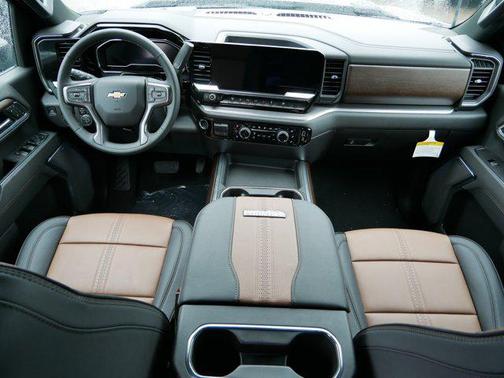 2025 Chevrolet Silverado 3500 High Country