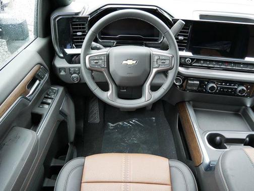 2025 Chevrolet Silverado 3500 High Country