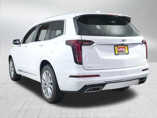 2022 Cadillac XT6 Premium Luxury AWD