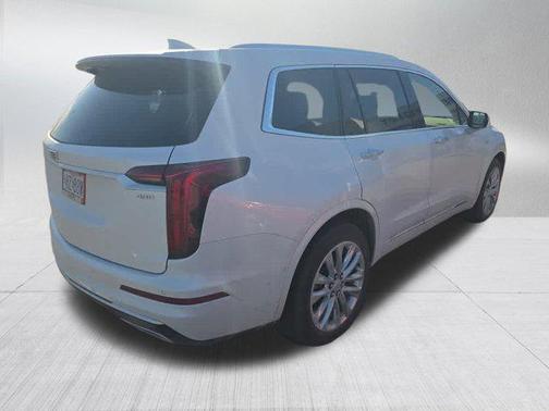 2022 Cadillac XT6 Premium Luxury AWD