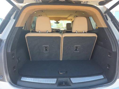 2022 Cadillac XT6 Premium Luxury AWD
