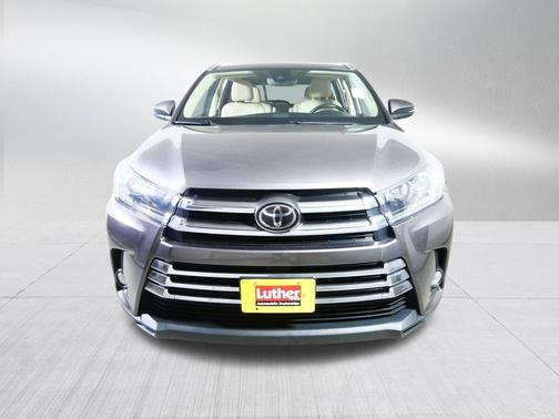 Predawn Gray Mica 2017 Toyota Highlander Limited