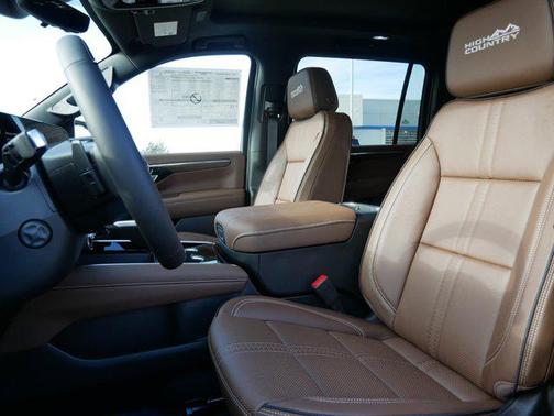 2026 Chevrolet Suburban High Country, 4WD