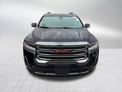 2022 GMC Acadia AWD AT4