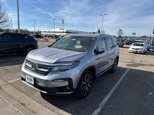 2022 Honda Pilot Touring 8-Passenger