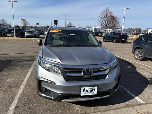2022 Honda Pilot Touring 8-Passenger