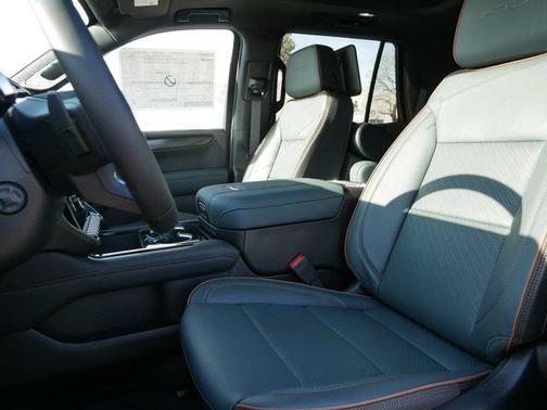 2026 GMC Yukon 4WD AT4