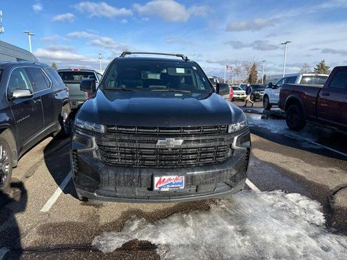 2024 Chevrolet Suburban RST