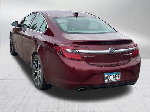 2017 Buick Regal Turbo Sport Touring