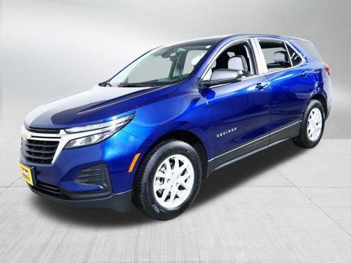 Blue Glow Metallic 2022 Chevrolet Equinox LS