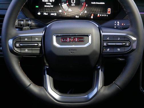 2025 GMC Acadia AWD AT4