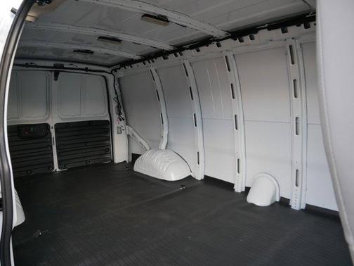 Summit White 2026 Chevrolet Express 3500 3500 Extended Wheelbase, WT, RWD