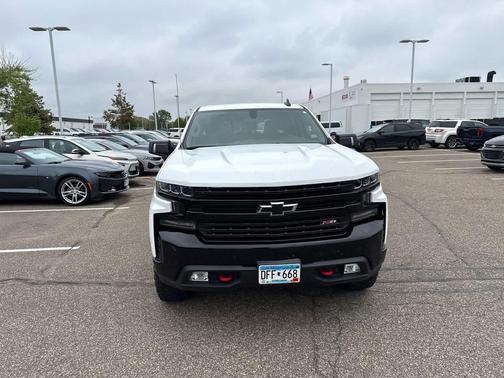 Summit White 2019 Chevrolet Silverado 1500 LT Trail Boss
