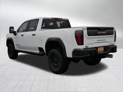 2025 GMC Sierra 2500 AT4