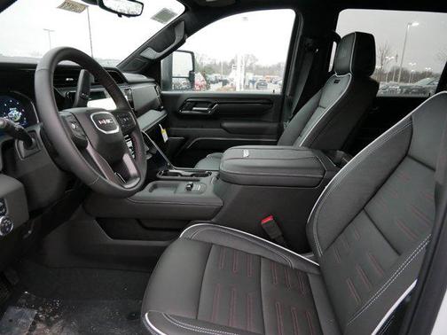 2025 GMC Sierra 2500 AT4
