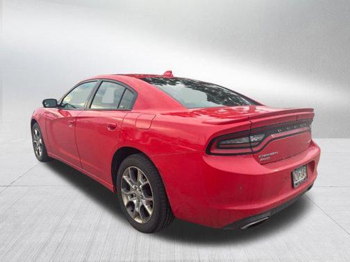2016 Dodge Charger SXT