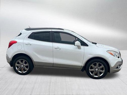 White Pearl Tricoat 2013 Buick Encore Leather