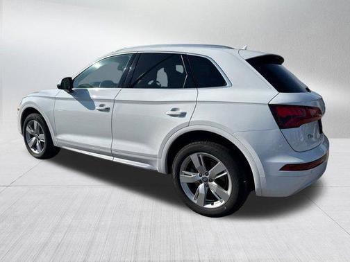 2018 Audi Q5 2.0T Premium Plus