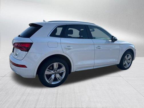 2018 Audi Q5 2.0T Premium Plus
