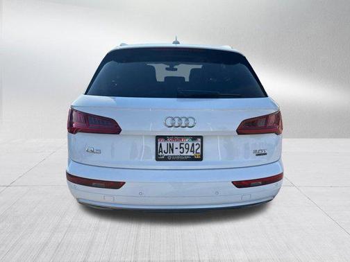 2018 Audi Q5 2.0T Premium Plus