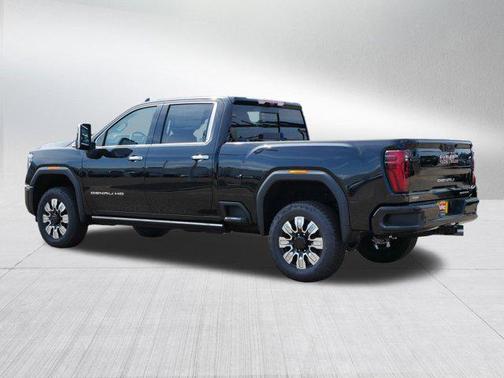 2025 GMC Sierra 3500 Denali